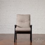avondale cushion dinning chair front 300 outdoor furniture