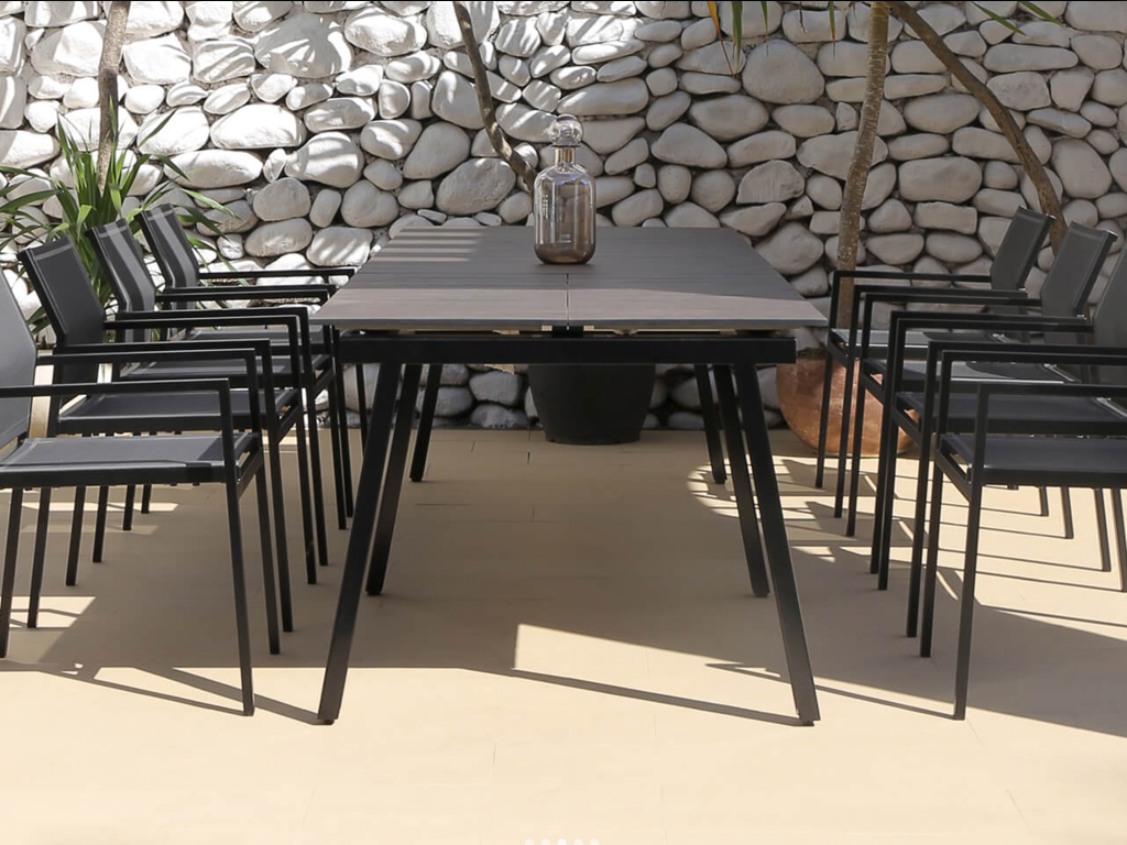 4x3 Maximus outdoor furniture