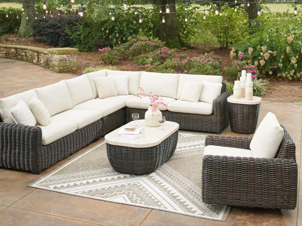 4x3 Mesa Grande Wicker outdoor furniture