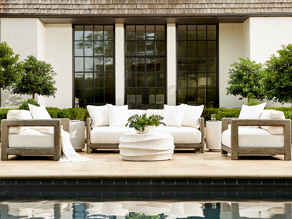 4x3 Montaigne outdoor furniture